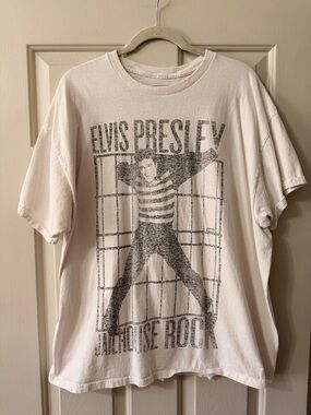 Altar'd State White Elvis Presley 'Jailhouse Rock' Graphic Tee